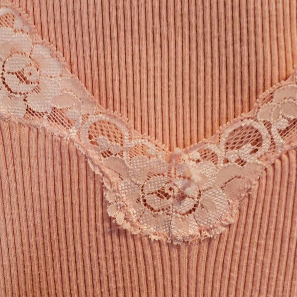 Top - Picture 3 of 4